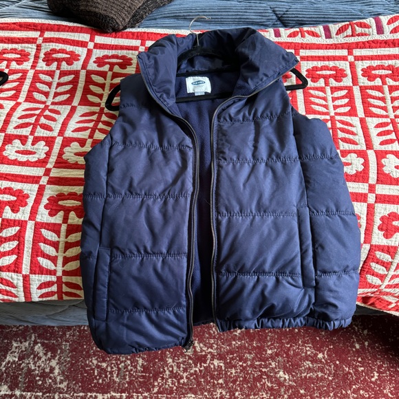Old Navy Puffer Vest w Pockets - Picture 1 of 4